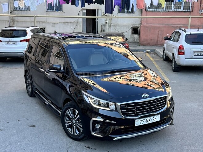 Kia Carnival 2019, 45,000 km - 2.2 л - Bakı
