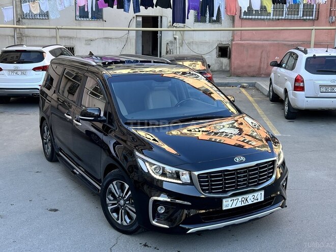 Kia Carnival 2019, 45,000 km - 2.2 л - Bakı