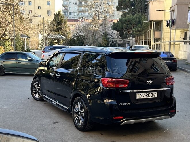 Kia Carnival 2019, 45,000 km - 2.2 л - Bakı
