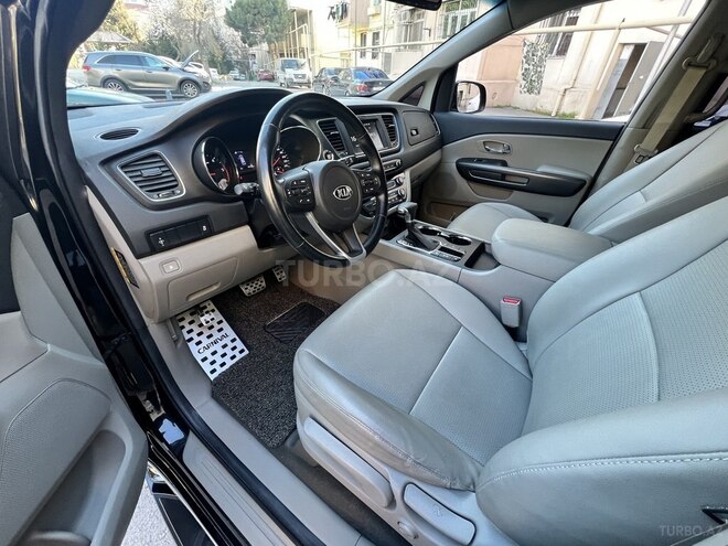 Kia Carnival 2019, 45,000 km - 2.2 л - Bakı
