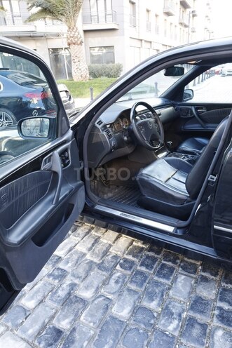 Mercedes E 280 2001, 236,719 km - 2.8 л - Bakı