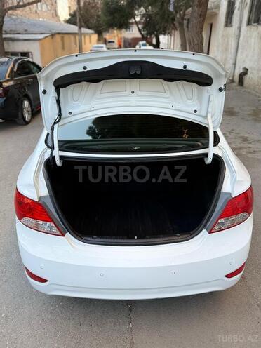 Hyundai Accent 2014, 200,400 km - 1.6 l - Bakı