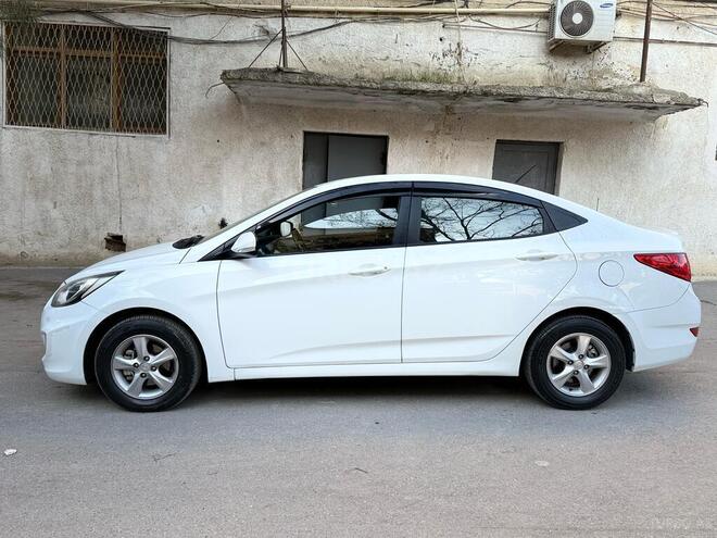 Hyundai Accent 2014, 200,400 km - 1.6 l - Bakı