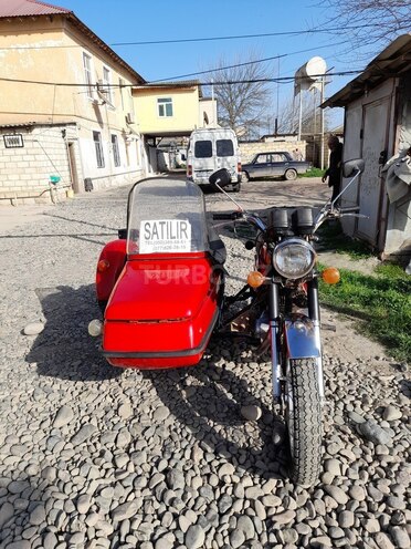 IJ Planeta 5 1992, 600,000 km - 0.4 l - Salyan