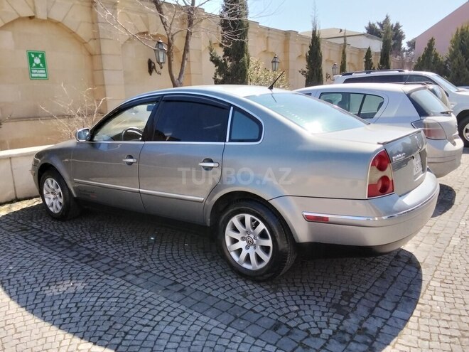 Volkswagen Passat 2004, 310,000 km - 1.8 l - Bakı