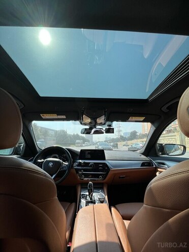 BMW 520-10