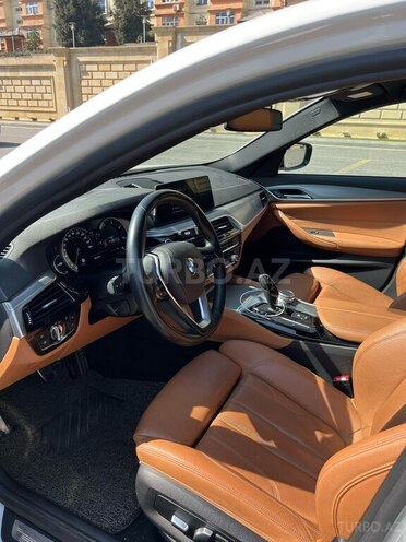 BMW 520-9