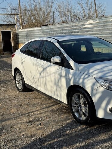 Ford Focus 2013, 153,000 km - 1.6 л - Biləsuvar