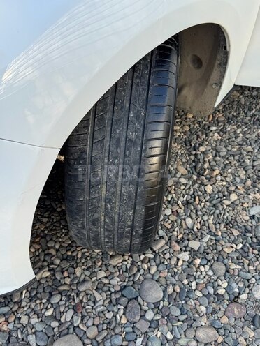 Ford Focus 2013, 153,000 km - 1.6 л - Biləsuvar