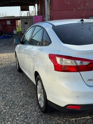 Ford Focus 2013, 153,000 km - 1.6 л - Biləsuvar