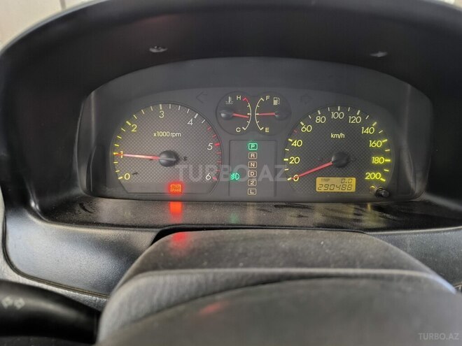 Hyundai Terracan 2003, 290,000 km - 2.9 л - Naxçıvan