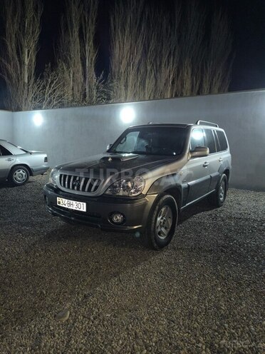 Hyundai Terracan 2003, 290,000 km - 2.9 л - Naxçıvan