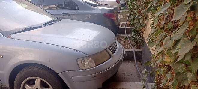 Volkswagen Passat 1997, 361,645 km - 1.8 л - Bakı