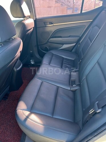 Hyundai Avante 2016, 118,000 km - 1.6 l - Bakı