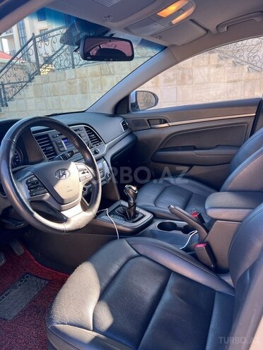 Hyundai Avante 2016, 118,000 km - 1.6 l - Bakı