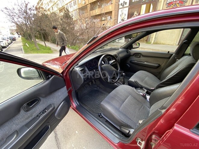 Toyota Corolla 1995, 235,000 km - 1.3 l - Bakı