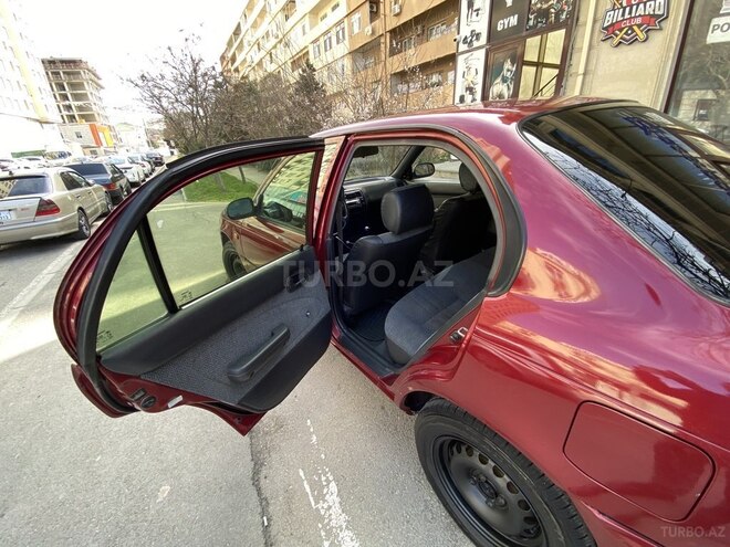 Toyota Corolla 1995, 235,000 km - 1.3 l - Bakı