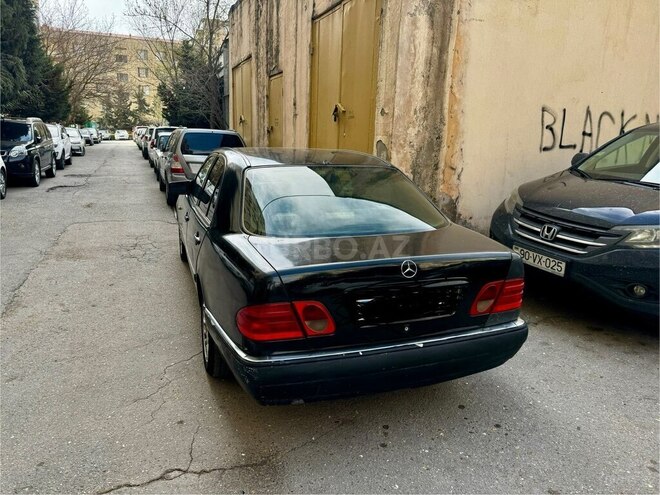 Mercedes E 220 d 1998, 695,552 km - 2.2 л - Bakı