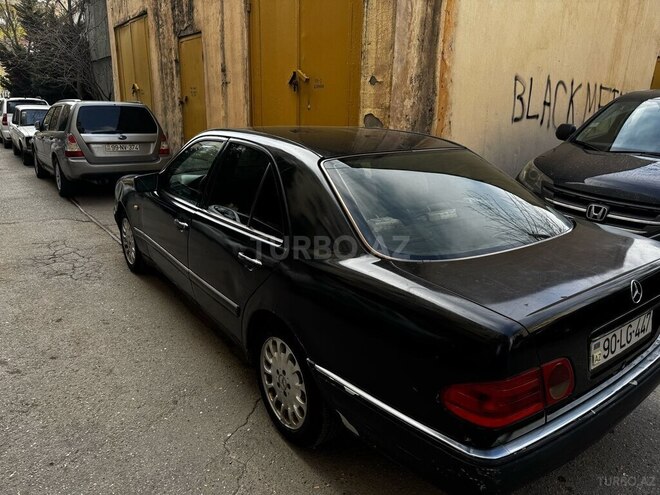 Mercedes E 220 d 1998, 695,552 km - 2.2 л - Bakı
