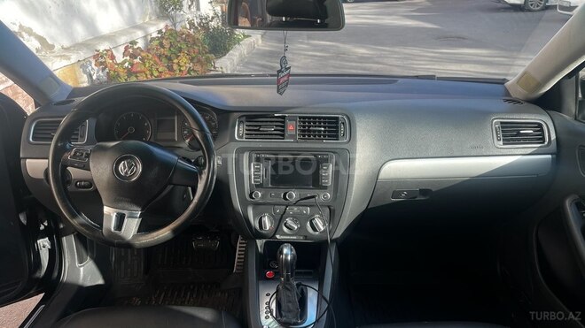 Volkswagen Jetta 2010, 271,979 km - 2.5 л - Bakı