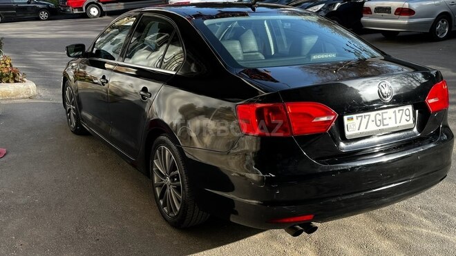 Volkswagen Jetta 2010, 271,979 km - 2.5 л - Bakı
