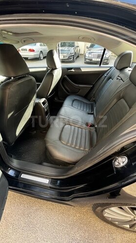 Volkswagen Jetta 2010, 271,979 km - 2.5 л - Bakı