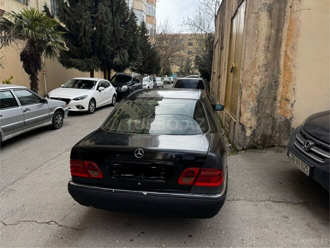 Mercedes E 220 d 1998, 695,552 km - 2.2 л - Bakı