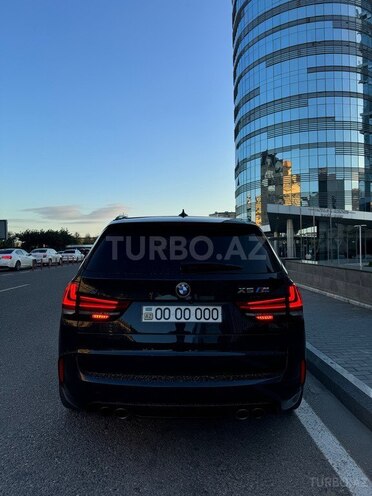 BMW X5 M 2017, 95,000 km - 4.4 l - Bakı