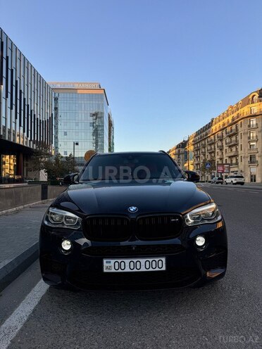 BMW X5 M 2017, 95,000 km - 4.4 l - Bakı