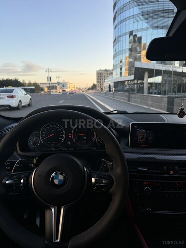 BMW X5 M 2017, 95,000 km - 4.4 l - Bakı