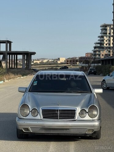 Mercedes E 220 d 1999, 514,000 km - 2.2 l - Bakı