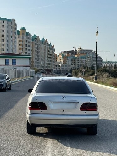 Mercedes E 220 d 1999, 514,000 km - 2.2 l - Bakı
