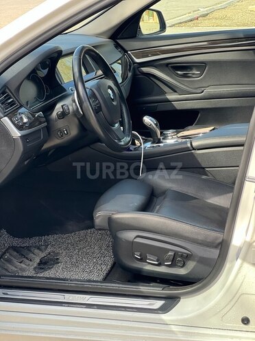 BMW 528 2015, 250,000 km - 2.0 l - Bakı