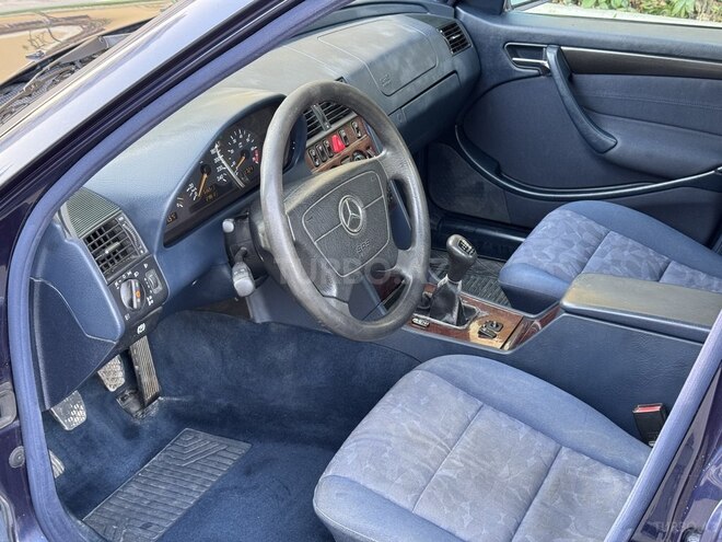 Mercedes C 180 1999, 280,000 km - 1.8 l - Sumqayıt