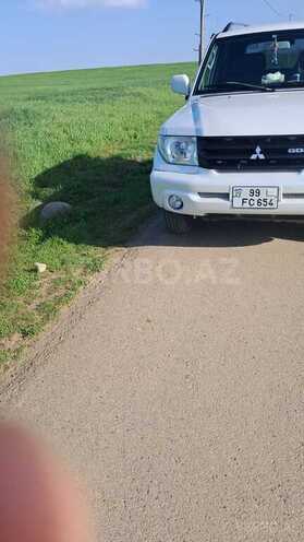 Mitsubishi Pajero io 2000, 348,000 km - 2.0 л - Yardımlı
