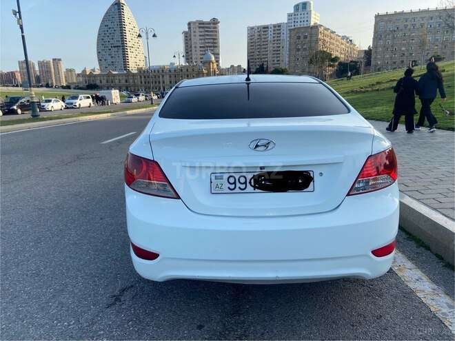 Hyundai Accent 2011, 250,000 km - 1.4 l - Bakı