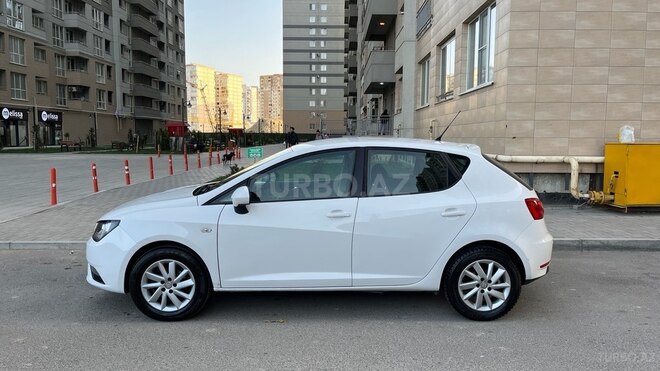 SEAT Ibiza 2012, 143,252 km - 1.6 l - Bakı