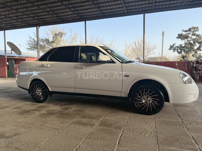 LADA (VAZ) Priora 2018, 117,000 km - 1.6 l - Salyan