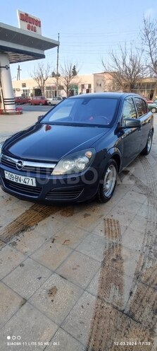 Opel Astra 2006, 214,000 km - 1.4 l - Bərdə
