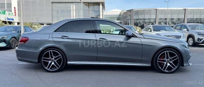 Mercedes E 220 d-8
