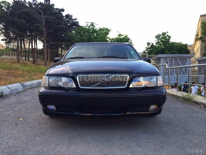 Volvo  1997, 280,000 km - 2.5 l - Bakı