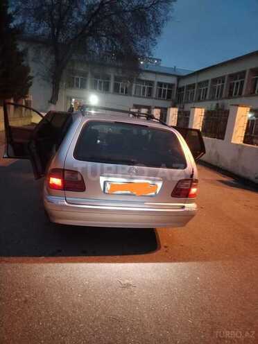 Mercedes E 200 2000, 327,000 km - 2.0 l - Bakı