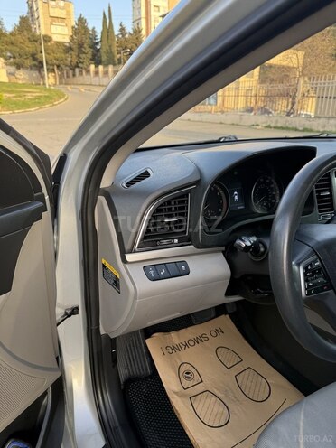 Hyundai Elantra 2018, 153,000 km - 2.0 l - Bakı