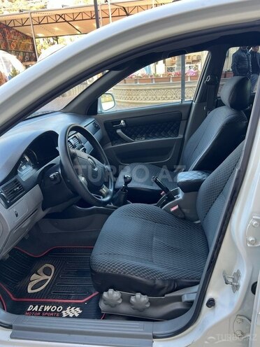 Daewoo Gentra 2014, 318,000 km - 1.5 l - Şirvan