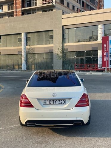Mercedes S 500 2011, 212,000 km - 5.5 л - Bakı