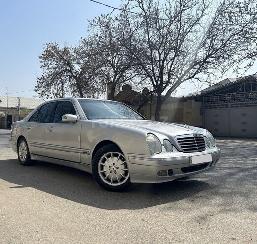Mercedes E 200 2000, 314,500 km - 2.0 l - Bərdə