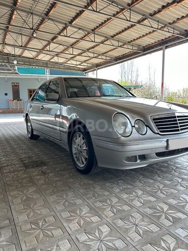 Mercedes E 200 2000, 314,500 km - 2.0 l - Bərdə
