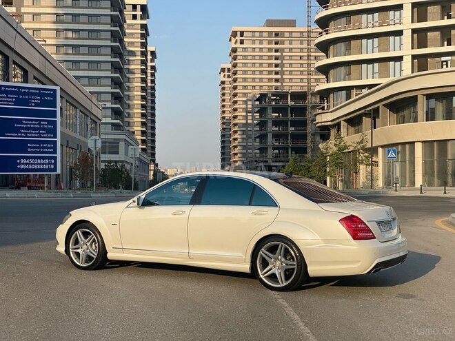 Mercedes S 500 2011, 212,000 km - 5.5 л - Bakı