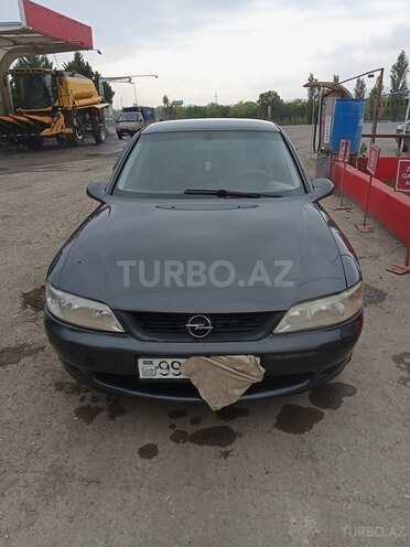 Opel Vectra 2000, 352,000 km - 1.8 l - Qazax