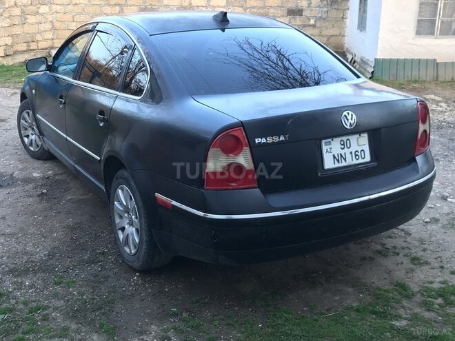Volkswagen Passat 2000, 482,803 km - 1.8 l - Qusar
